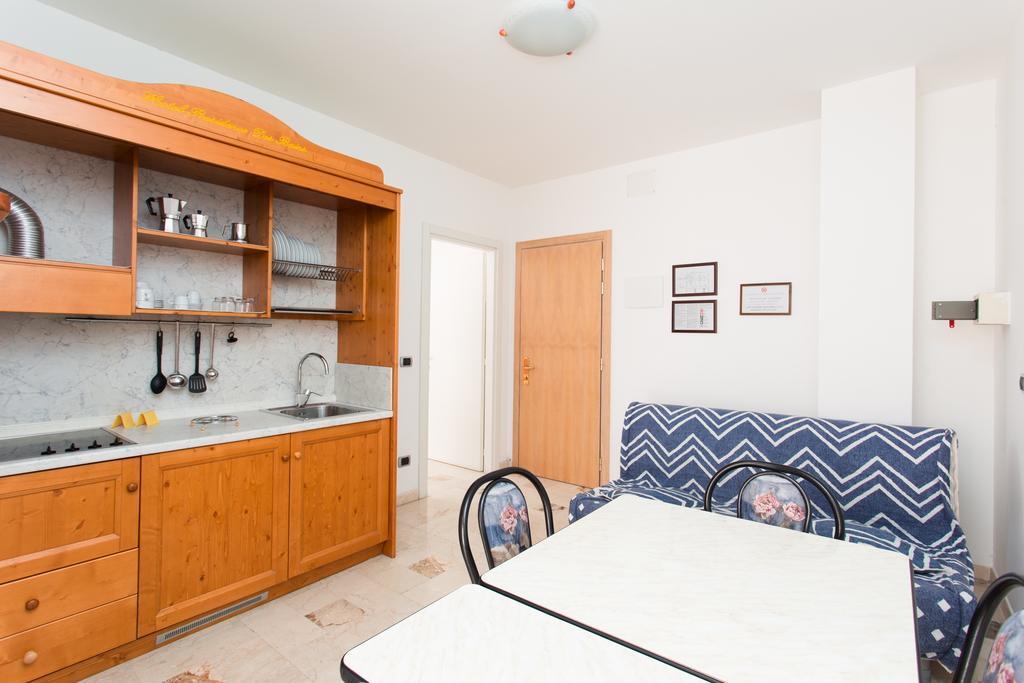Hotel Residence Des Bains Cesenatico Rum bild