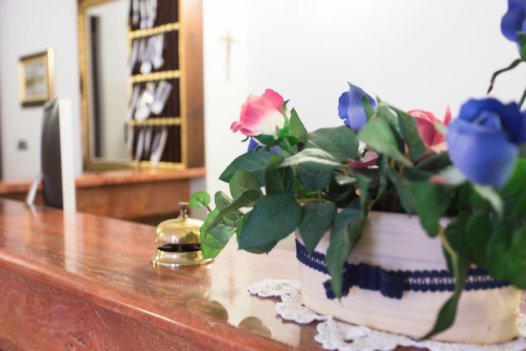 Hotel Residence Des Bains Cesenatico Rum bild