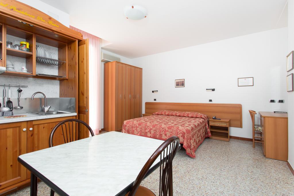 Hotel Residence Des Bains Cesenatico Rum bild