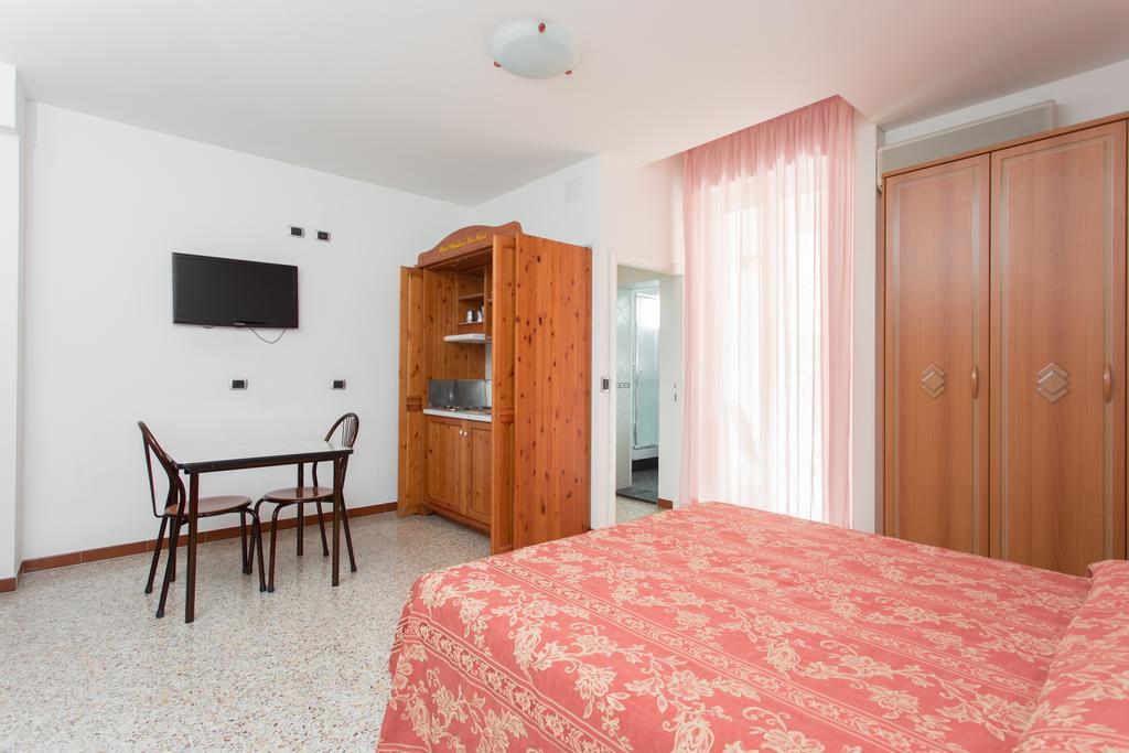 Hotel Residence Des Bains Cesenatico Rum bild